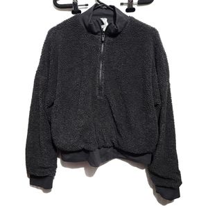 fablectics gray fuzzy sherpa crop half zip sweater